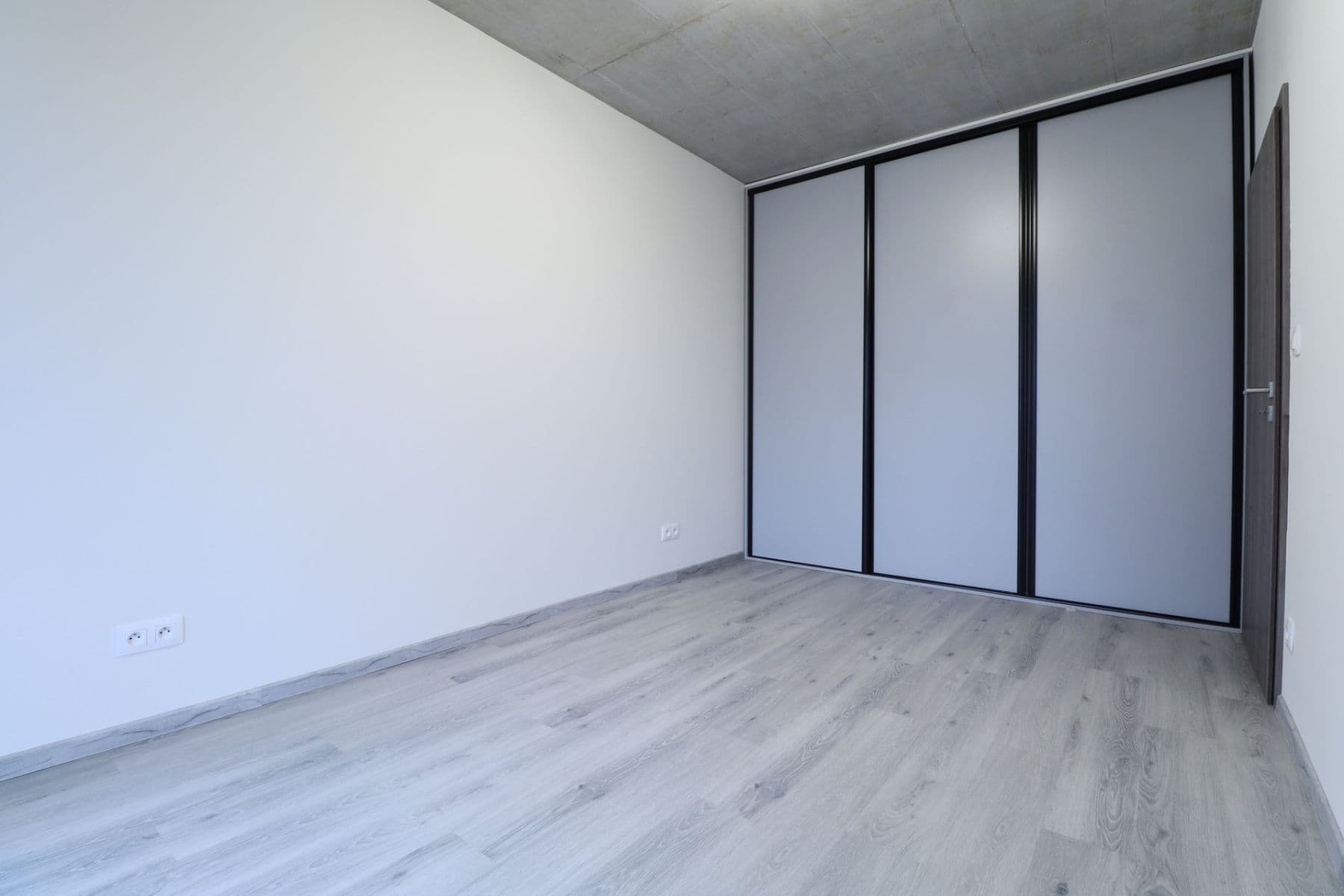 1 bedroom with open-plan kitchen flat to rent, 49 m², Kamenická, Plzeň, Plzeňský Region 1 bedroom with open-plan kitchen flat to rent, 49 m², Kamenická, Plzeň, Plzeňský Region