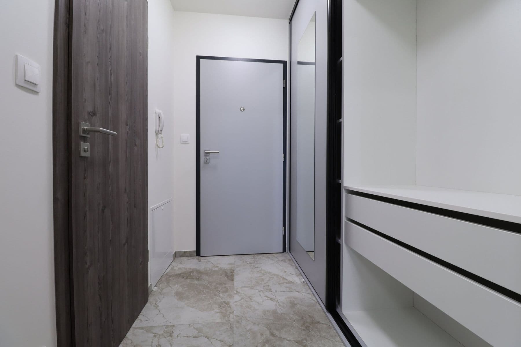 1 bedroom with open-plan kitchen flat to rent, 49 m², Kamenická, Plzeň, Plzeňský Region 1 bedroom with open-plan kitchen flat to rent, 49 m², Kamenická, Plzeň, Plzeňský Region