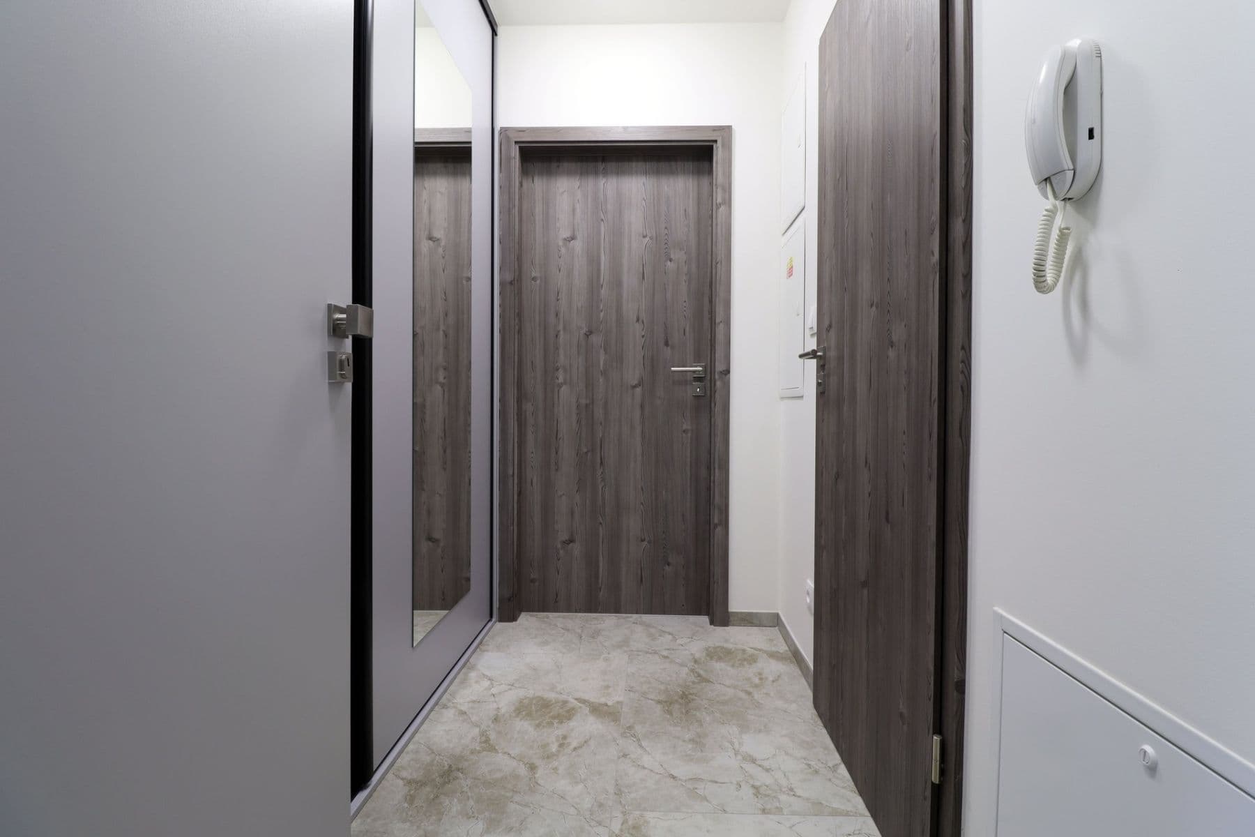 1 bedroom with open-plan kitchen flat to rent, 49 m², Kamenická, Plzeň, Plzeňský Region 1 bedroom with open-plan kitchen flat to rent, 49 m², Kamenická, Plzeň, Plzeňský Region