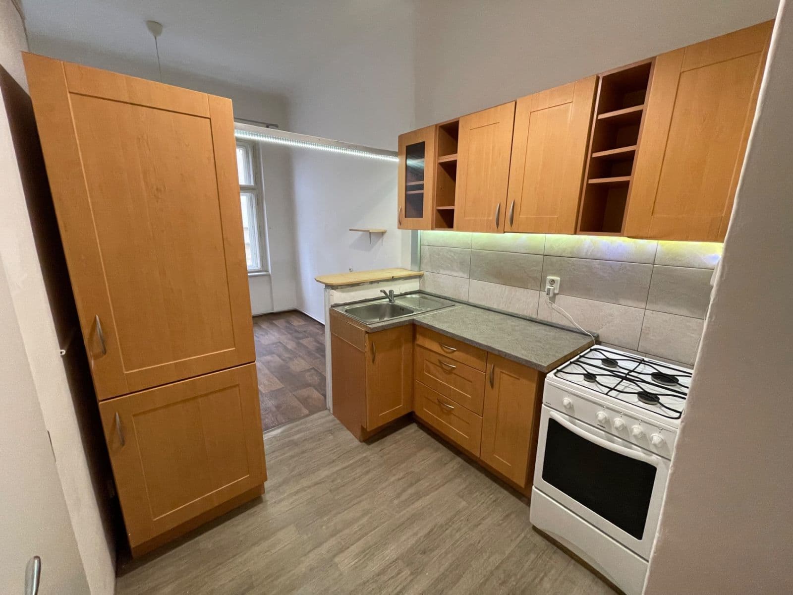 1 bedroom with open-plan kitchen flat to rent, 41 m², Ostrčilovo náměstí, Prague, Prague 1 bedroom with open-plan kitchen flat to rent, 41 m², Ostrčilovo náměstí, Prague, Prague