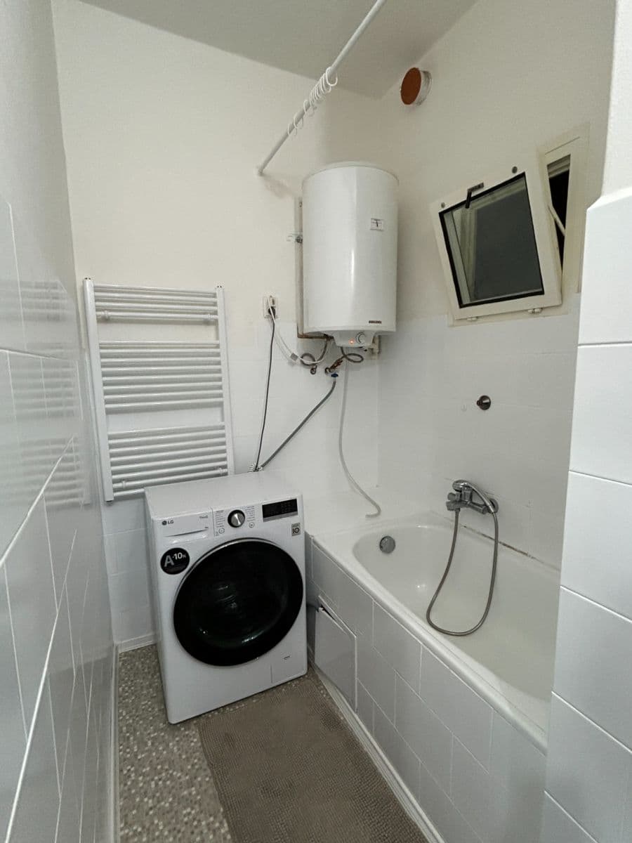 Studio flat to rent, 30 m², Michelská, Prague, Prague Studio flat to rent, 30 m², Michelská, Prague, Prague