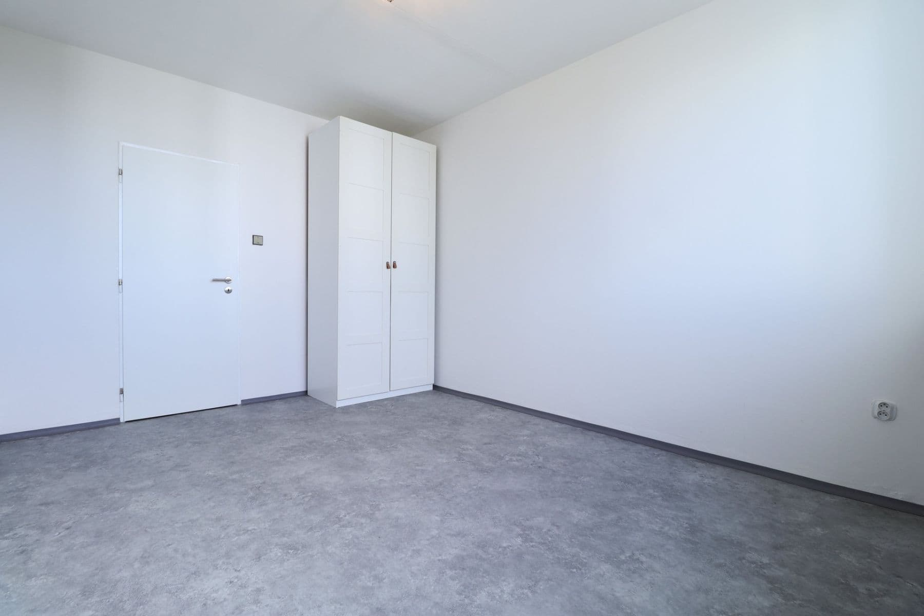 3 bedroom flat to rent, 68 m², Jablonecká, Prague, Prague 3 bedroom flat to rent, 68 m², Jablonecká, Prague, Prague