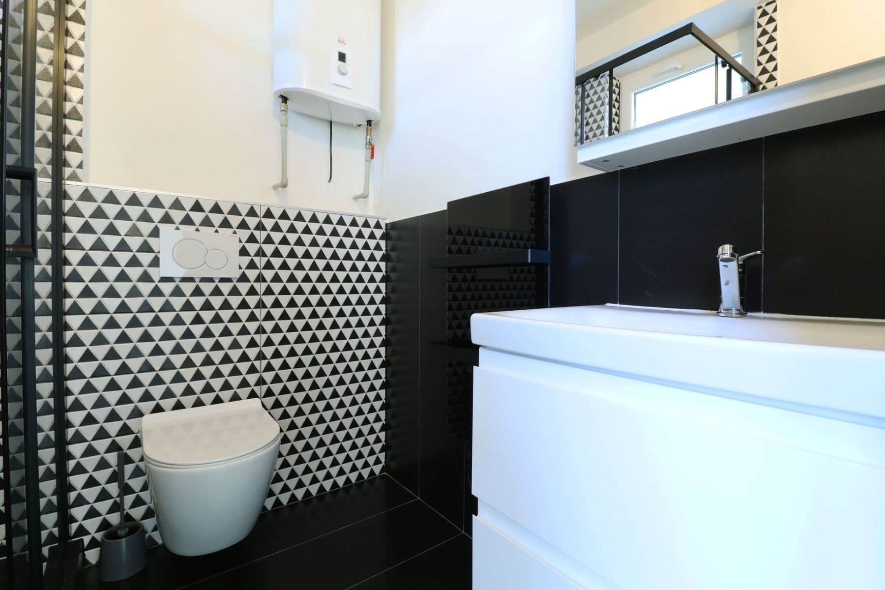 Studio flat to rent, 25 m², Pod Šmukýřkou, Prague, Prague Studio flat to rent, 25 m², Pod Šmukýřkou, Prague, Prague