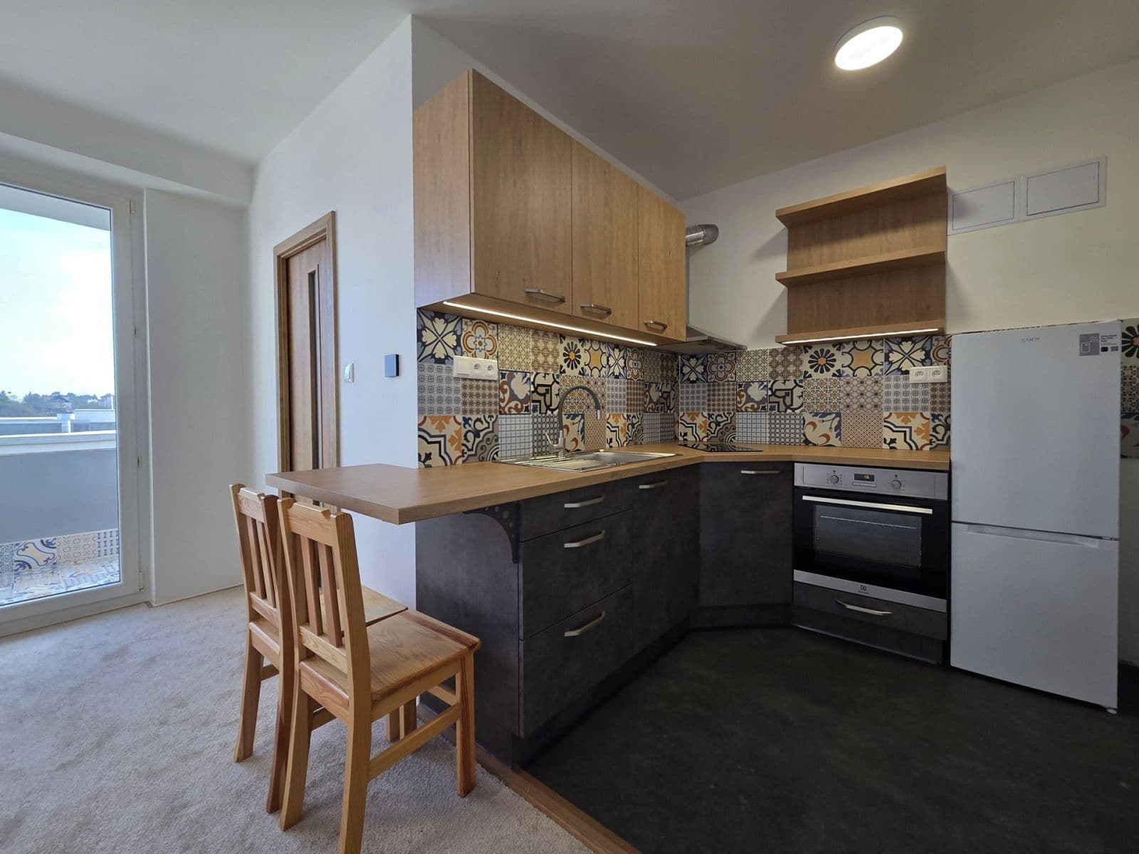 Studio flat to rent, 25 m², Pod Šmukýřkou, Prague, Prague Studio flat to rent, 25 m², Pod Šmukýřkou, Prague, Prague