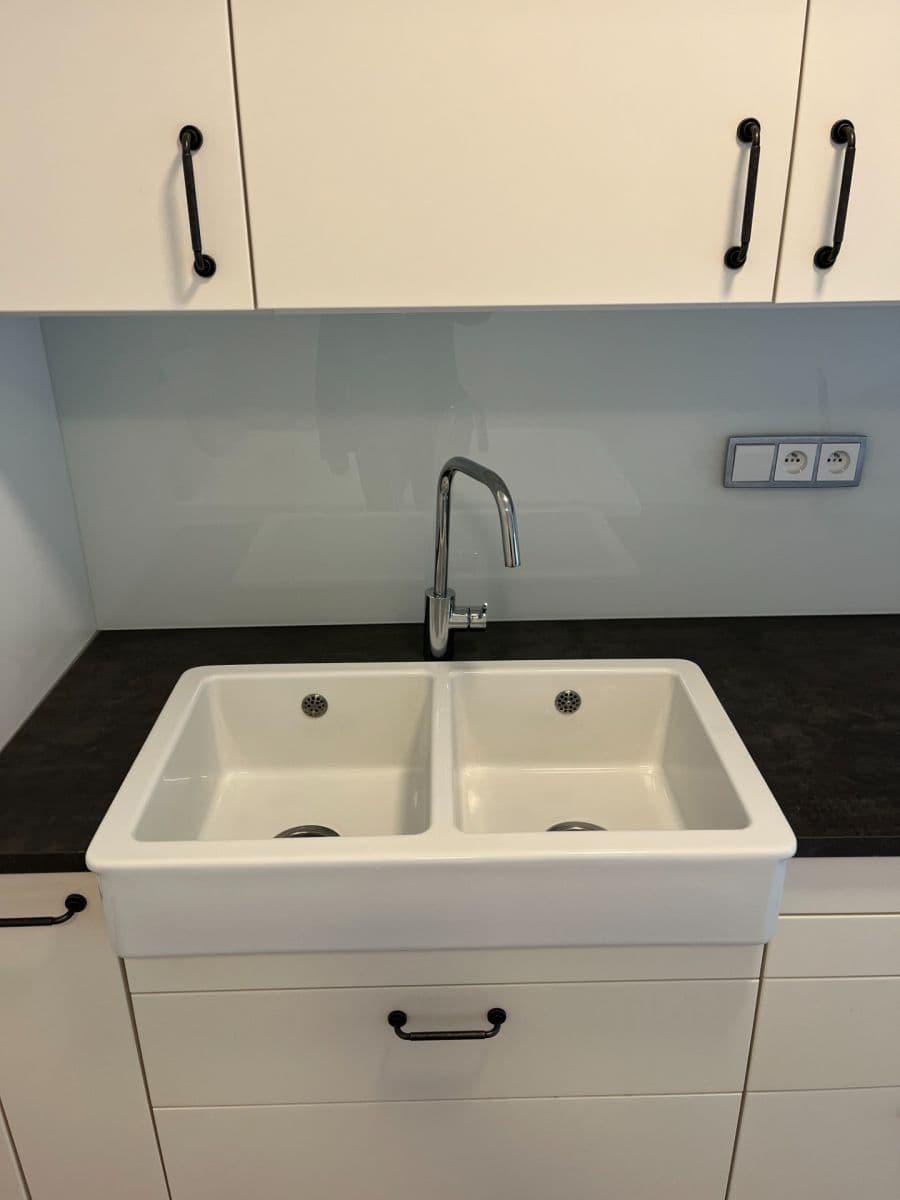 Studio flat to rent, 27 m², Elišky Přemyslovny, Prague, Prague Studio flat to rent, 27 m², Elišky Přemyslovny, Prague, Prague