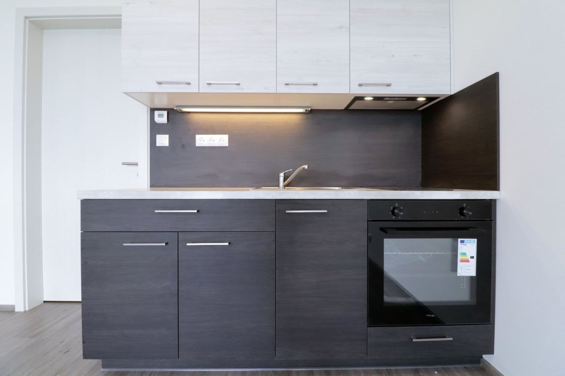 Studio flat to rent, 30 m², U Radosti, Prague, Prague Studio flat to rent, 30 m², U Radosti, Prague, Prague