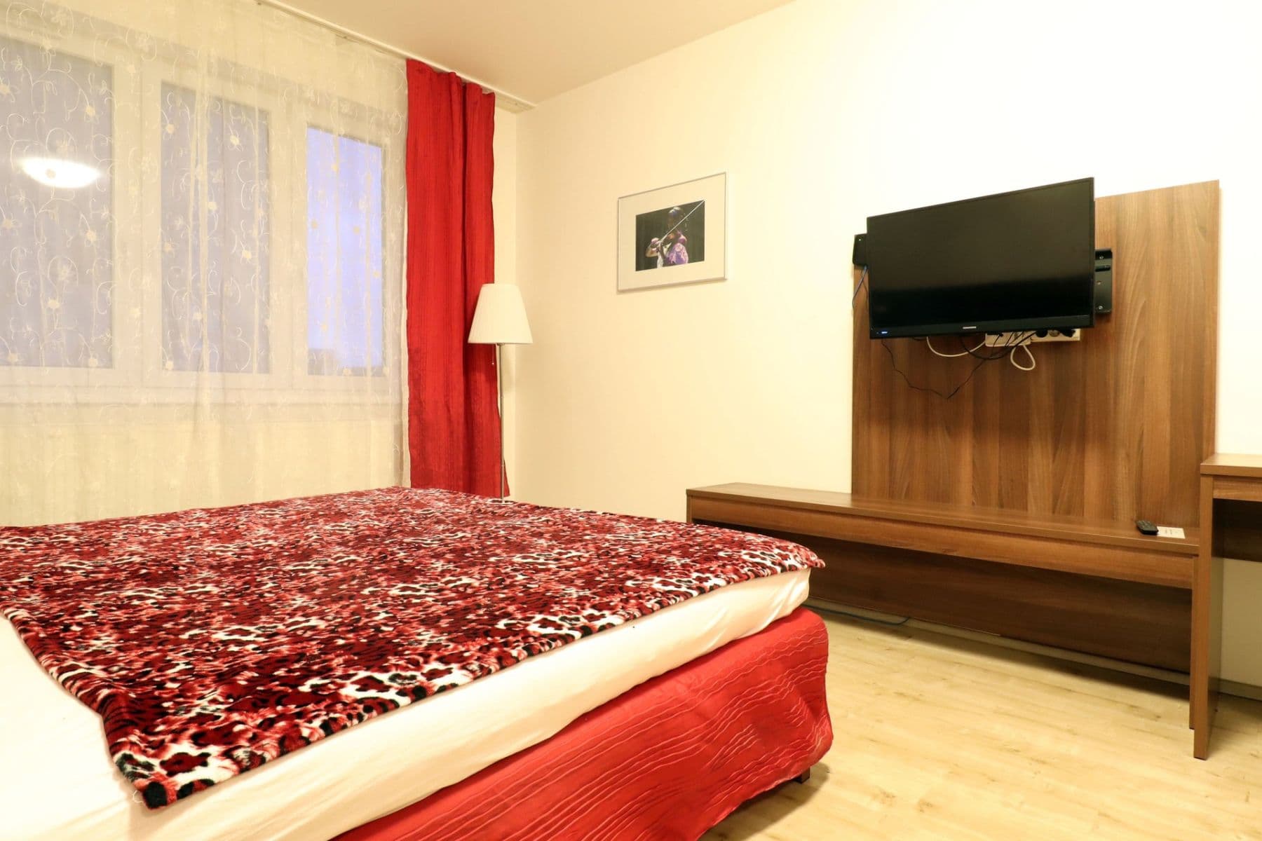 Studio flat to rent, 32 m², Freyova, Prague, Prague Studio flat to rent, 32 m², Freyova, Prague, Prague