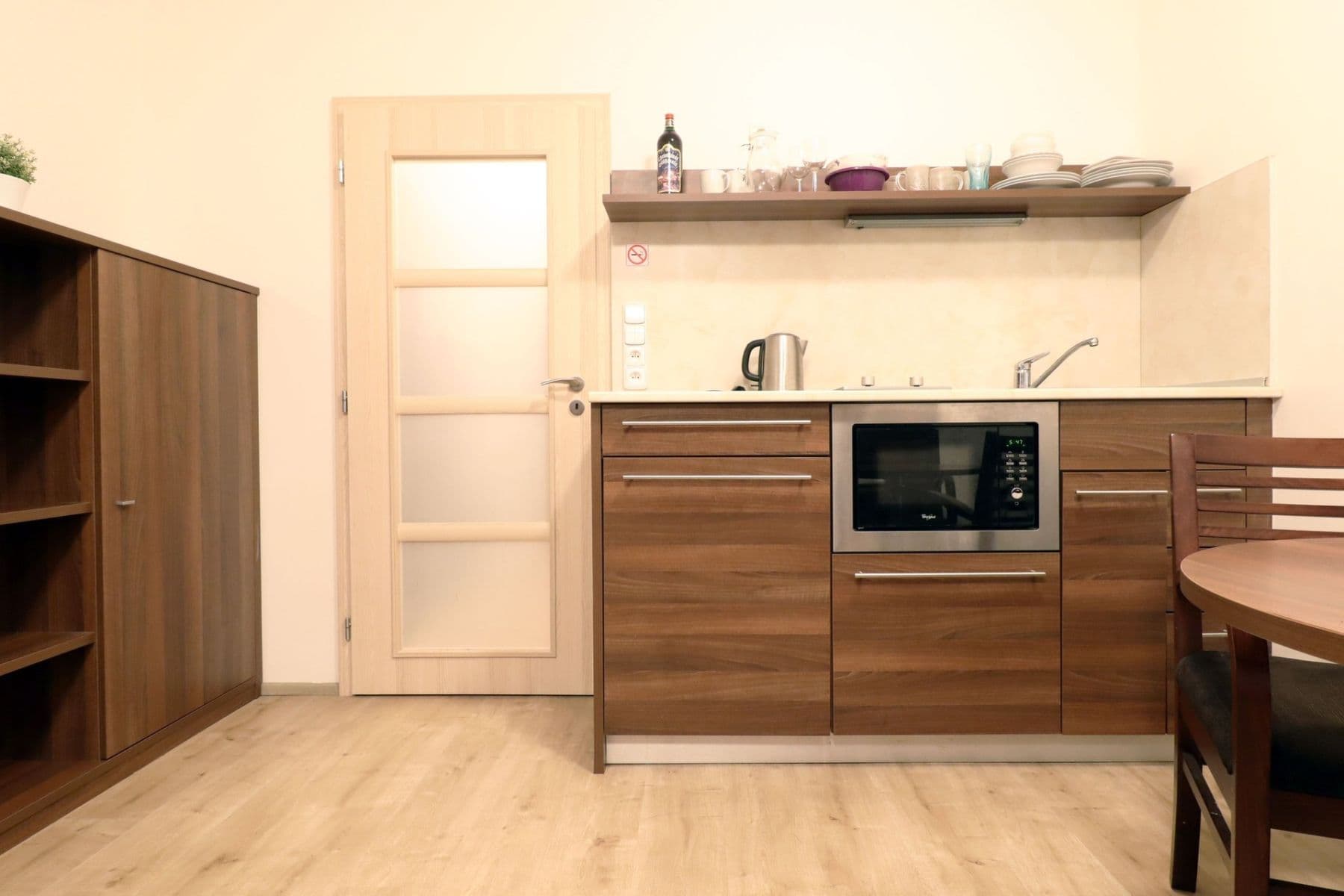 Studio flat to rent, 32 m², Freyova, Prague, Prague Studio flat to rent, 32 m², Freyova, Prague, Prague