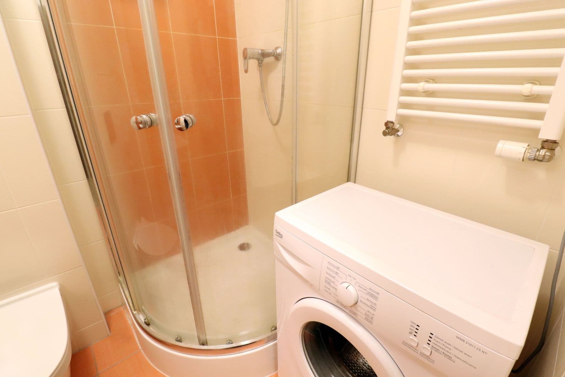 Studio flat to rent, 32 m², Freyova, Prague, Prague Studio flat to rent, 32 m², Freyova, Prague, Prague