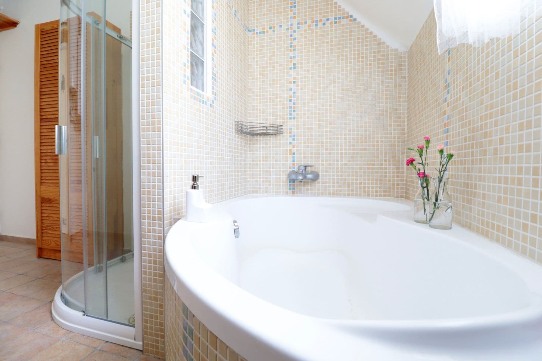 3 bedroom with open-plan kitchen flat to rent, 95 m², Gabčíkova, Prague, Prague 3 bedroom with open-plan kitchen flat to rent, 95 m², Gabčíkova, Prague, Prague