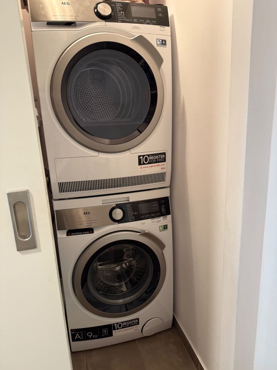 1 bedroom with open-plan kitchen flat to rent, 52 m², Hadovitá, Prague, Prague 1 bedroom with open-plan kitchen flat to rent, 52 m², Hadovitá, Prague, Prague