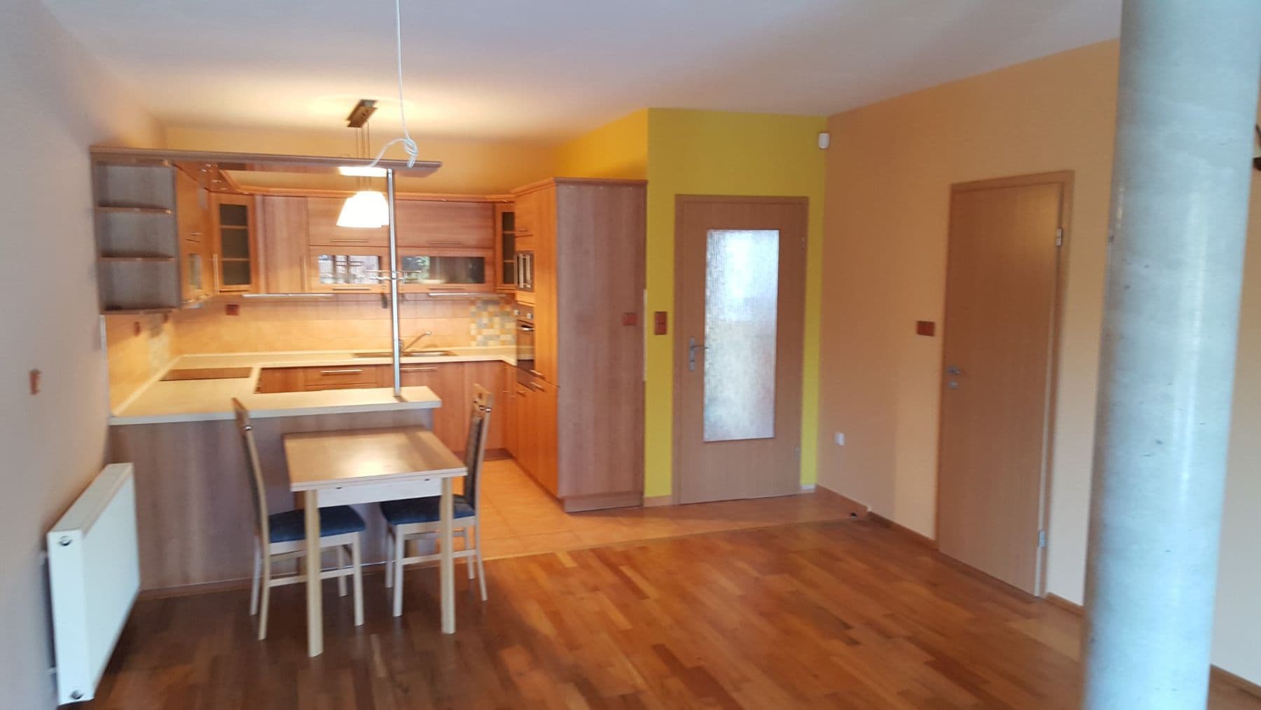 2 bedroom with open-plan kitchen flat to rent, 88 m², Dolnokrčská, Prague, Prague 2 bedroom with open-plan kitchen flat to rent, 88 m², Dolnokrčská, Prague, Prague