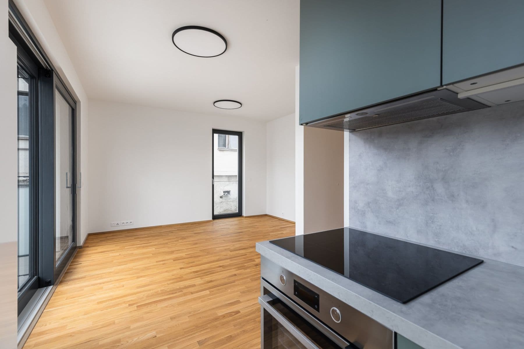 Studio flat to rent, 31 m², Ke Hřišti, Černošice, Středočeský Region Studio flat to rent, 31 m², Ke Hřišti, Černošice, Středočeský Region