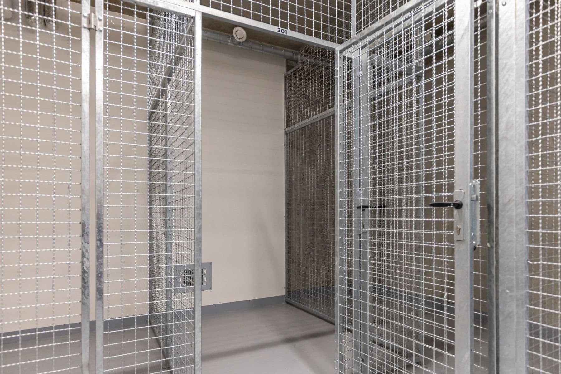 Studio flat to rent, 31 m², Ke Hřišti, Černošice, Středočeský Region Studio flat to rent, 31 m², Ke Hřišti, Černošice, Středočeský Region