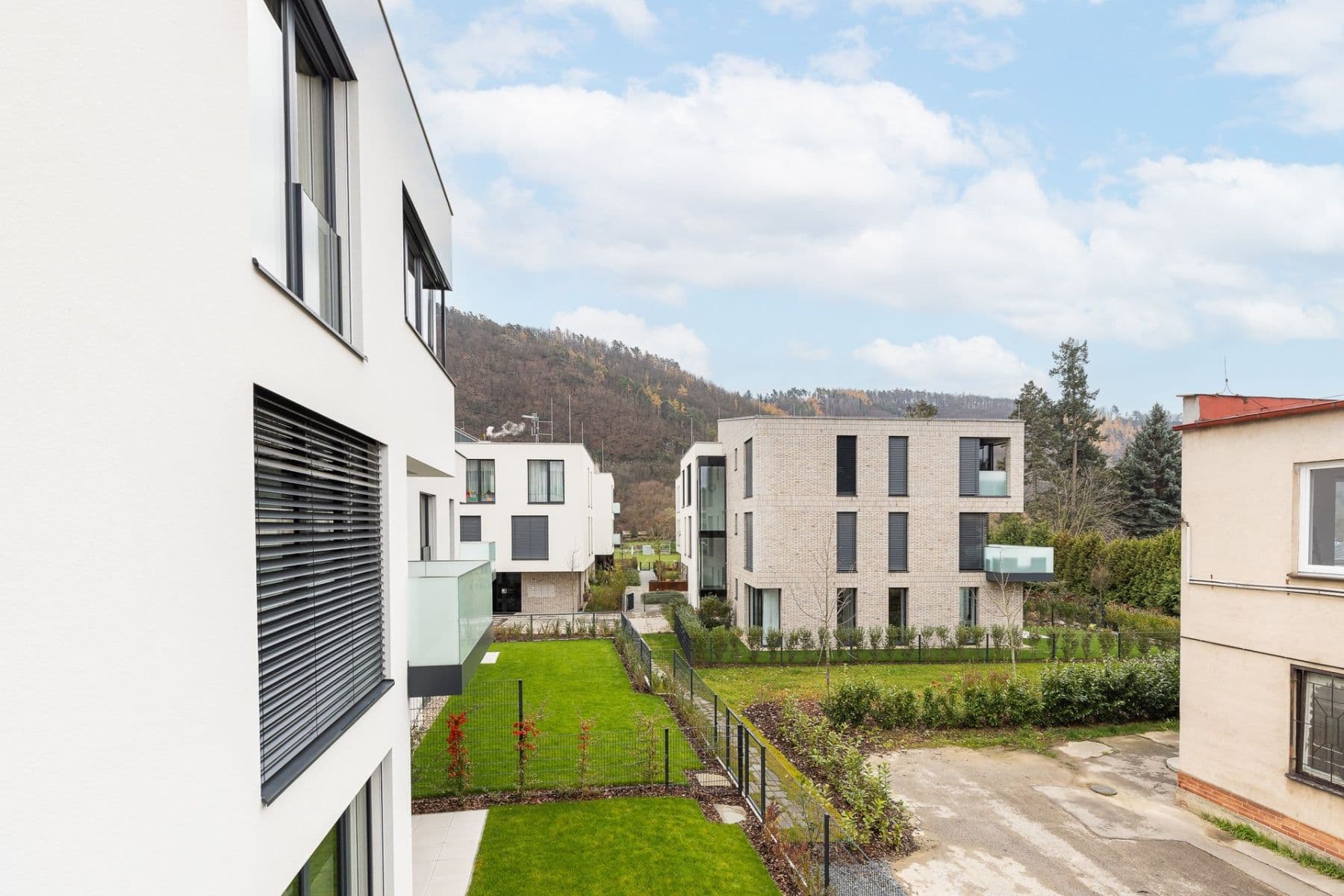 Studio flat to rent, 31 m², Ke Hřišti, Černošice, Středočeský Region Studio flat to rent, 31 m², Ke Hřišti, Černošice, Středočeský Region