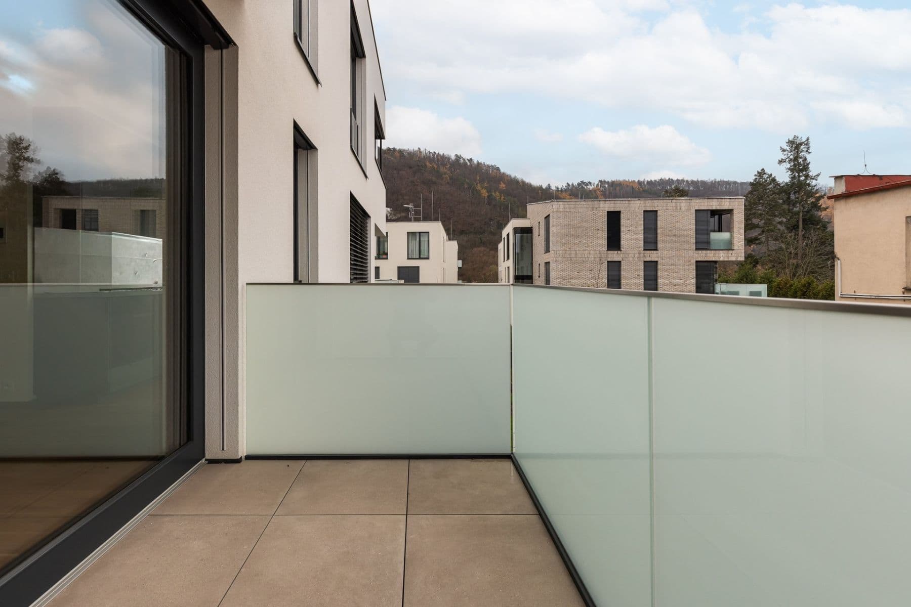 Studio flat to rent, 31 m², Ke Hřišti, Černošice, Středočeský Region Studio flat to rent, 31 m², Ke Hřišti, Černošice, Středočeský Region