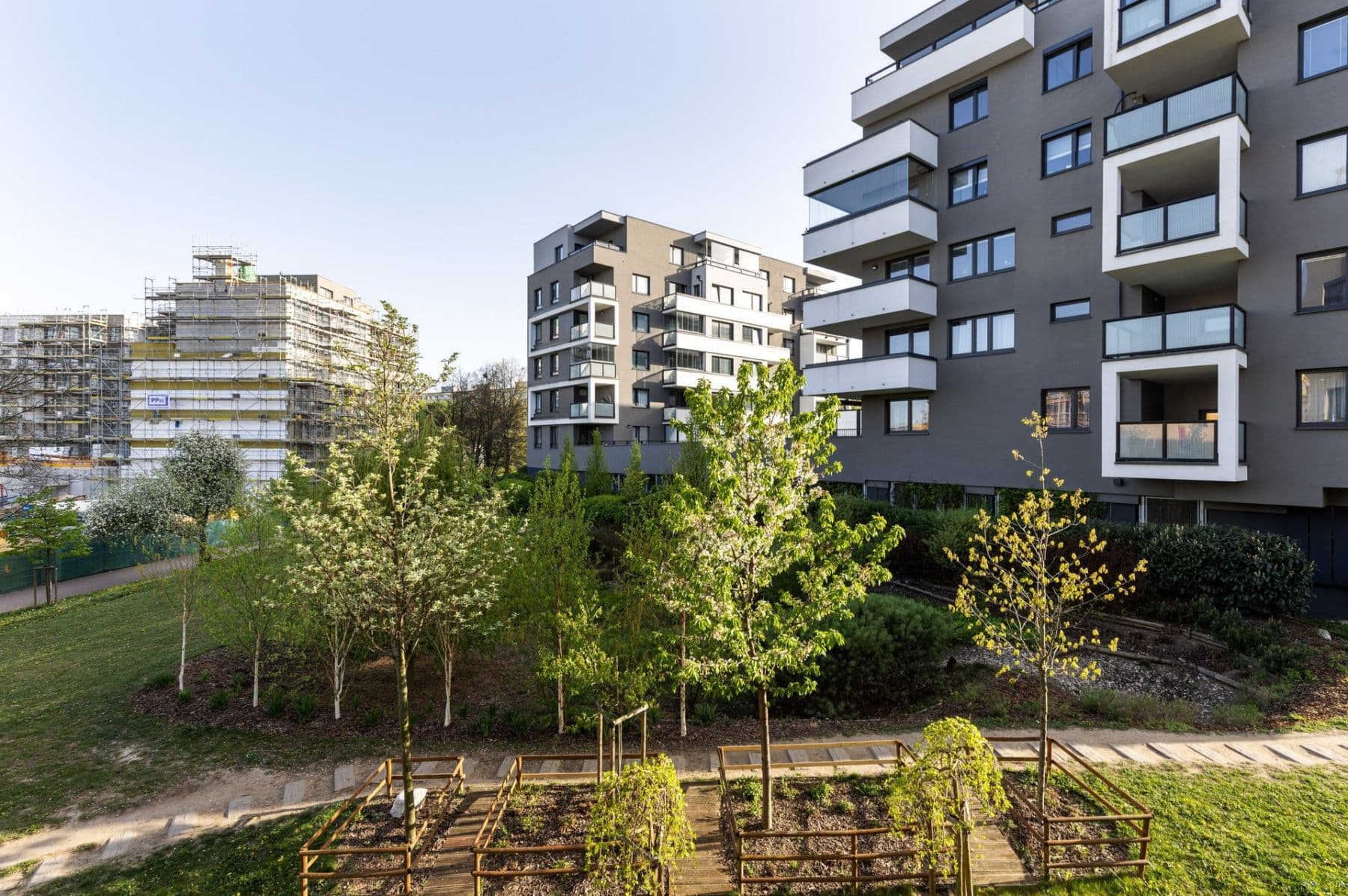 3 bedroom with open-plan kitchen flat to rent, 108 m², Zakšínská, Prague, Prague 3 bedroom with open-plan kitchen flat to rent, 108 m², Zakšínská, Prague, Prague