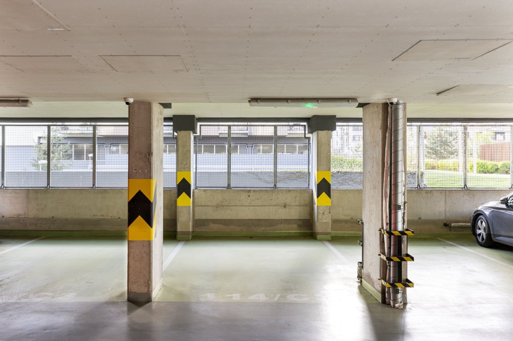 3 bedroom with open-plan kitchen flat to rent, 108 m², Zakšínská, Prague, Prague 3 bedroom with open-plan kitchen flat to rent, 108 m², Zakšínská, Prague, Prague