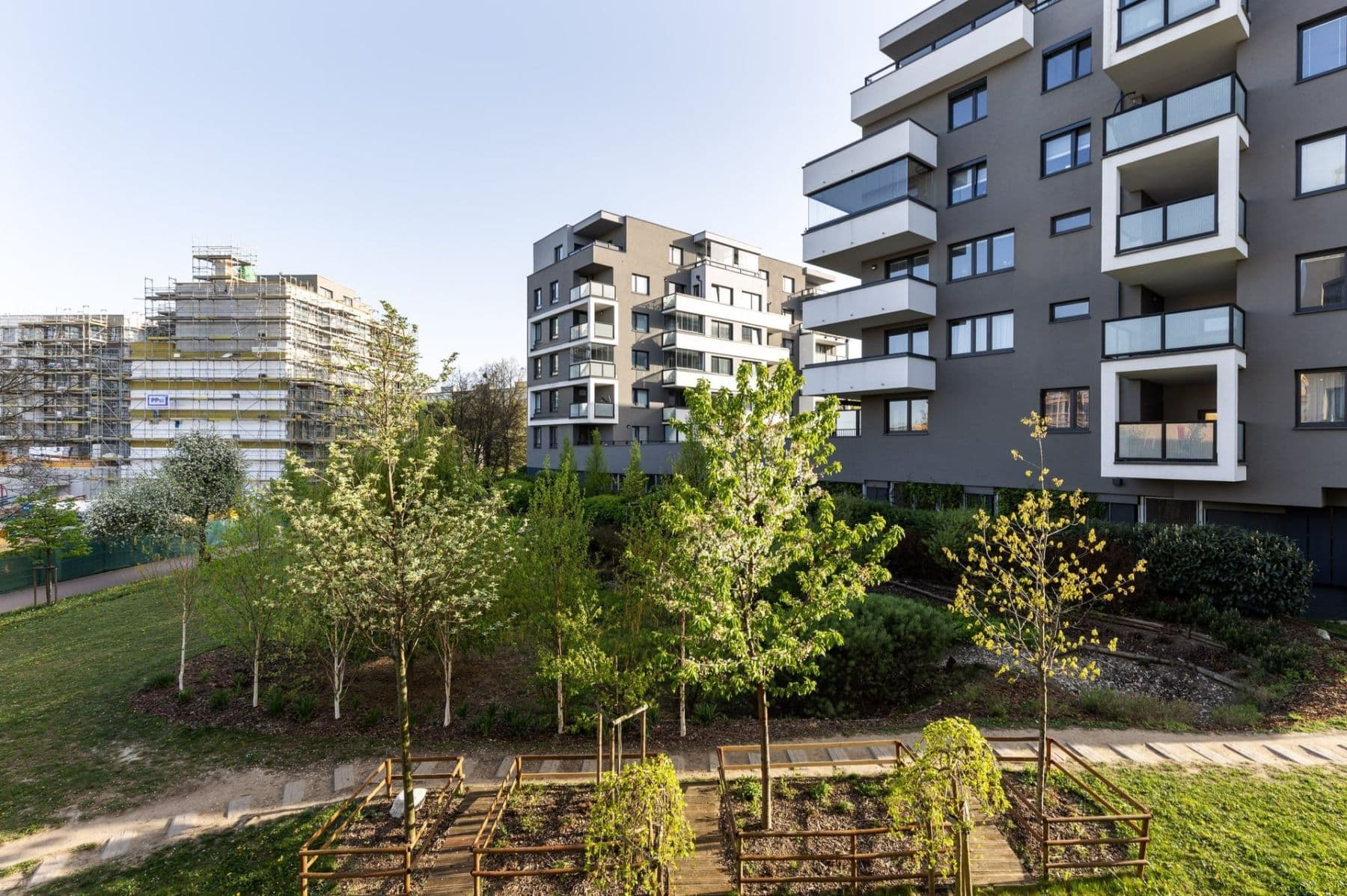 3 bedroom with open-plan kitchen flat to rent, 108 m², Zakšínská, Prague, Prague 3 bedroom with open-plan kitchen flat to rent, 108 m², Zakšínská, Prague, Prague