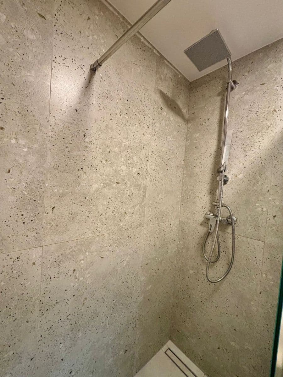 2 bedroom with open-plan kitchen flat to rent, 57 m², Krestova, Ostrava, Moravskoslezský Region 2 bedroom with open-plan kitchen flat to rent, 57 m², Krestova, Ostrava, Moravskoslezský Region