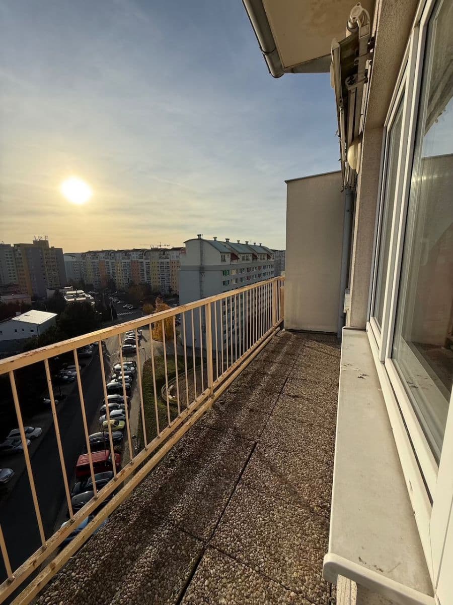 1 bedroom with open-plan kitchen flat to rent, 37 m², Kuželova, Prague, Prague 1 bedroom with open-plan kitchen flat to rent, 37 m², Kuželova, Prague, Prague