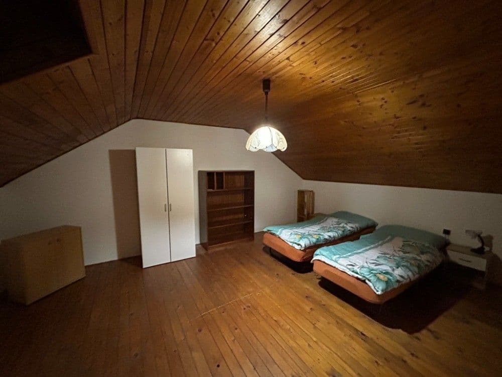 house to rent, 189 m², Hospozín, Středočeský Region house to rent, 189 m², Hospozín, Středočeský Region