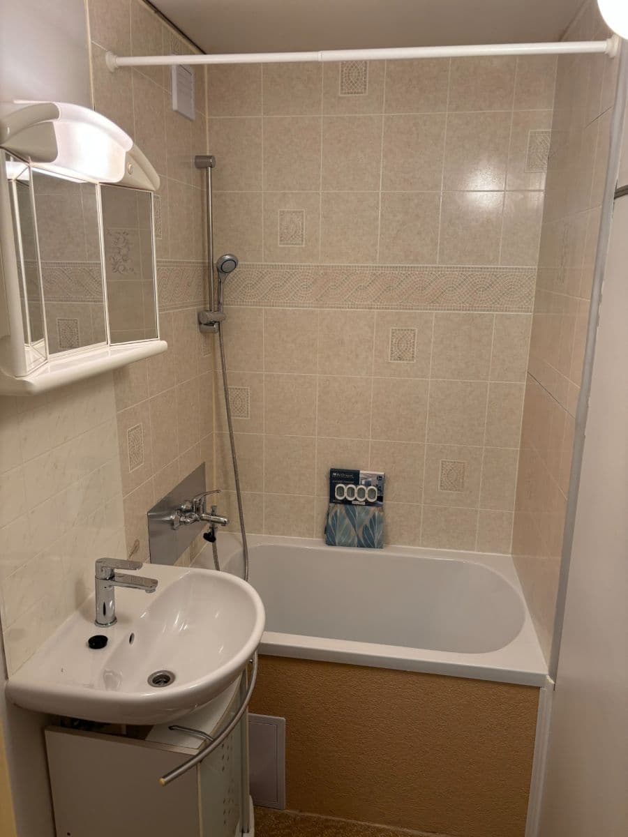 1 bedroom flat to rent, 30 m², Mazurská, Prague, Prague 1 bedroom flat to rent, 30 m², Mazurská, Prague, Prague