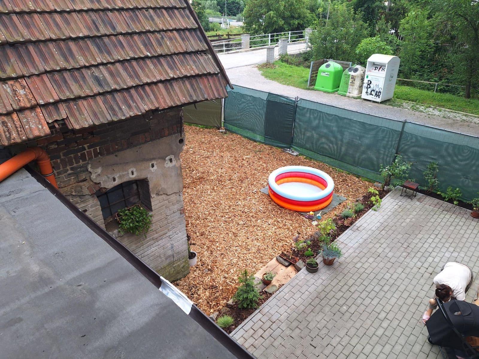 garage to rent, 30 m², Řevnice, Středočeský Region garage to rent, 30 m², Řevnice, Středočeský Region