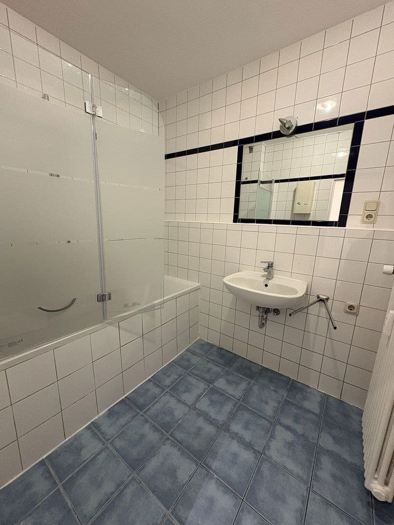 4 bedroom flat to rent, 130 m², Karcherstraße, Saarbrücken, Saarland 4 bedroom flat to rent, 130 m², Karcherstraße, Saarbrücken, Saarland