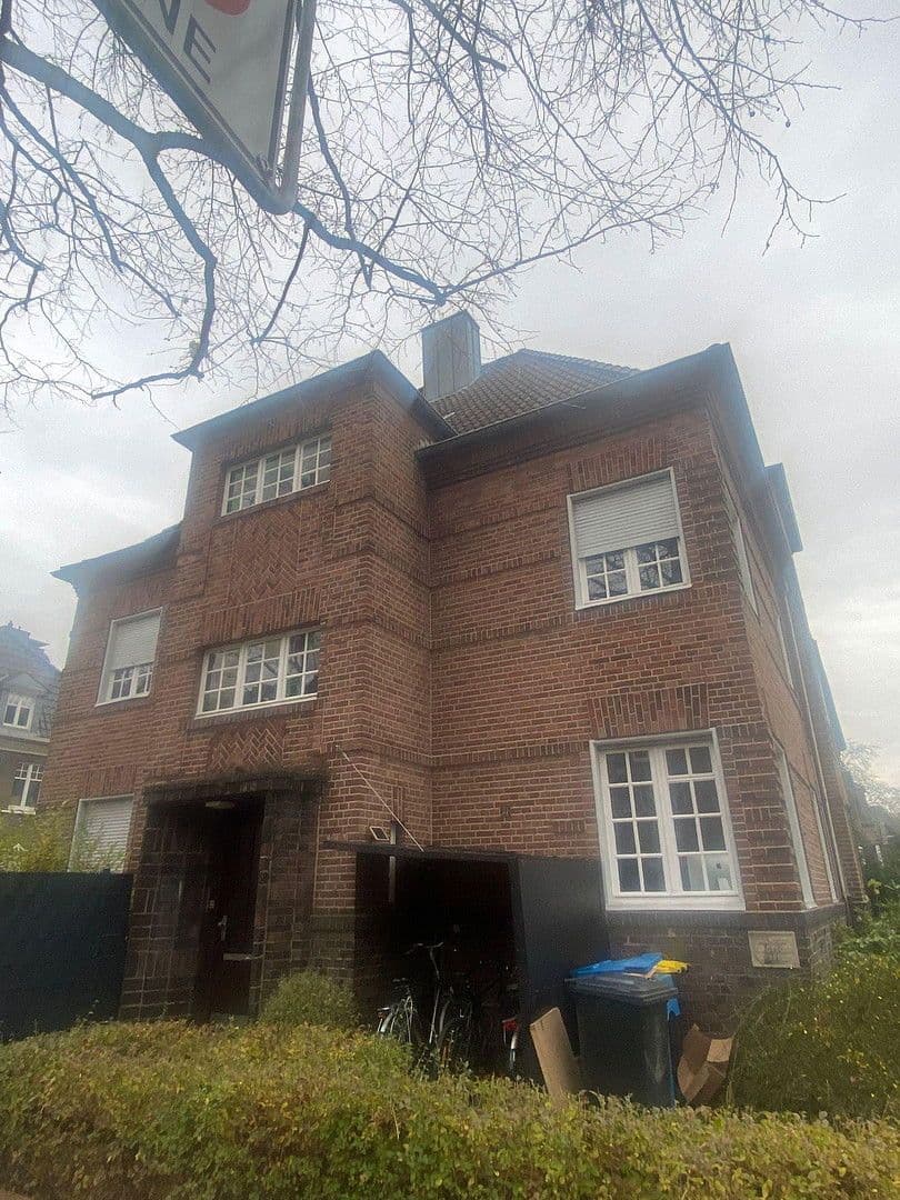 house for sale, 331 m², Yorckstrasse 37, Krefeld, North Rhine-Westphalia house for sale, 331 m², Yorckstrasse 37, Krefeld, North Rhine-Westphalia