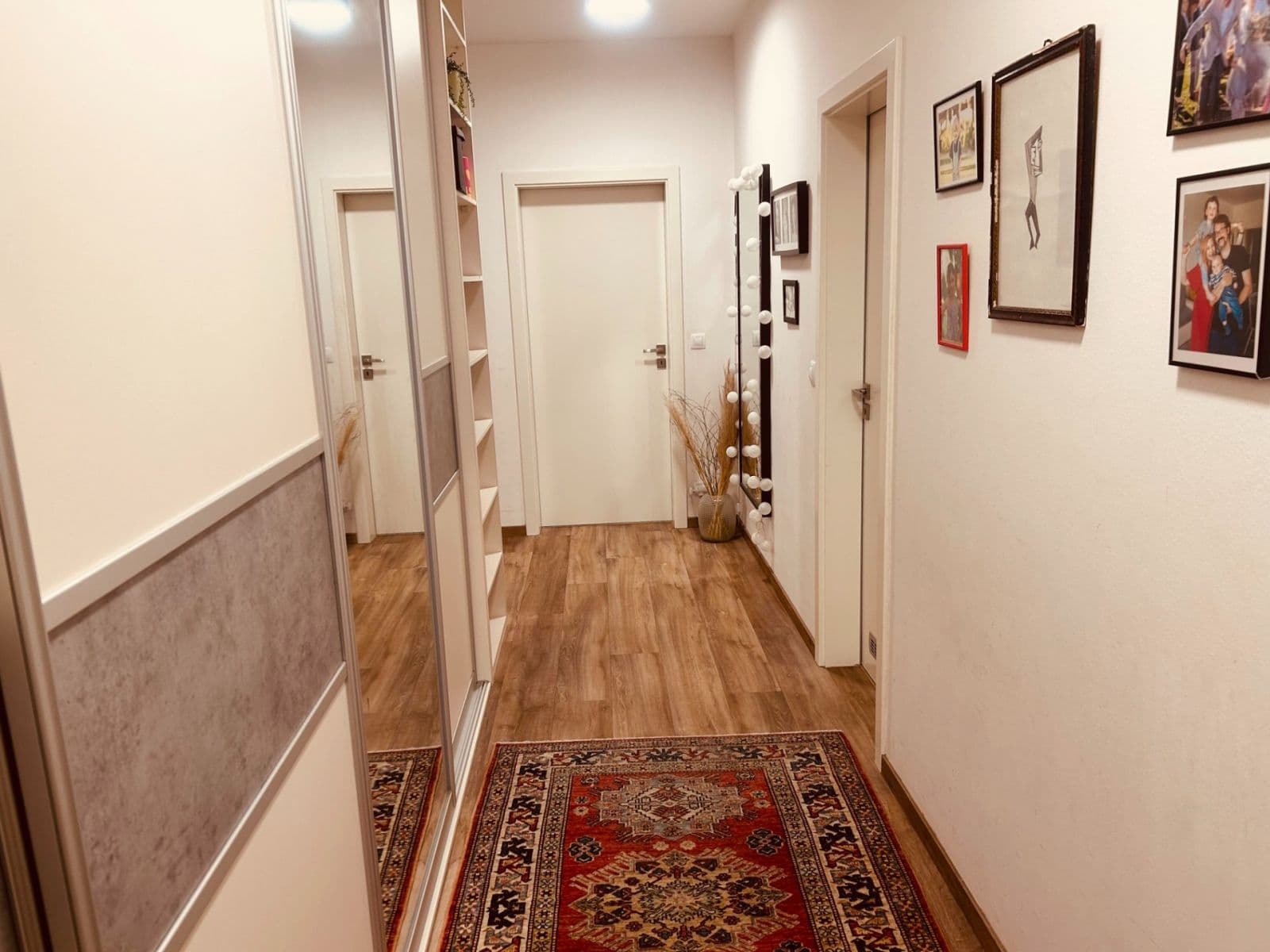 2 bedroom with open-plan kitchen flat to rent, 90 m², U Uranie, Prague, Prague 2 bedroom with open-plan kitchen flat to rent, 90 m², U Uranie, Prague, Prague