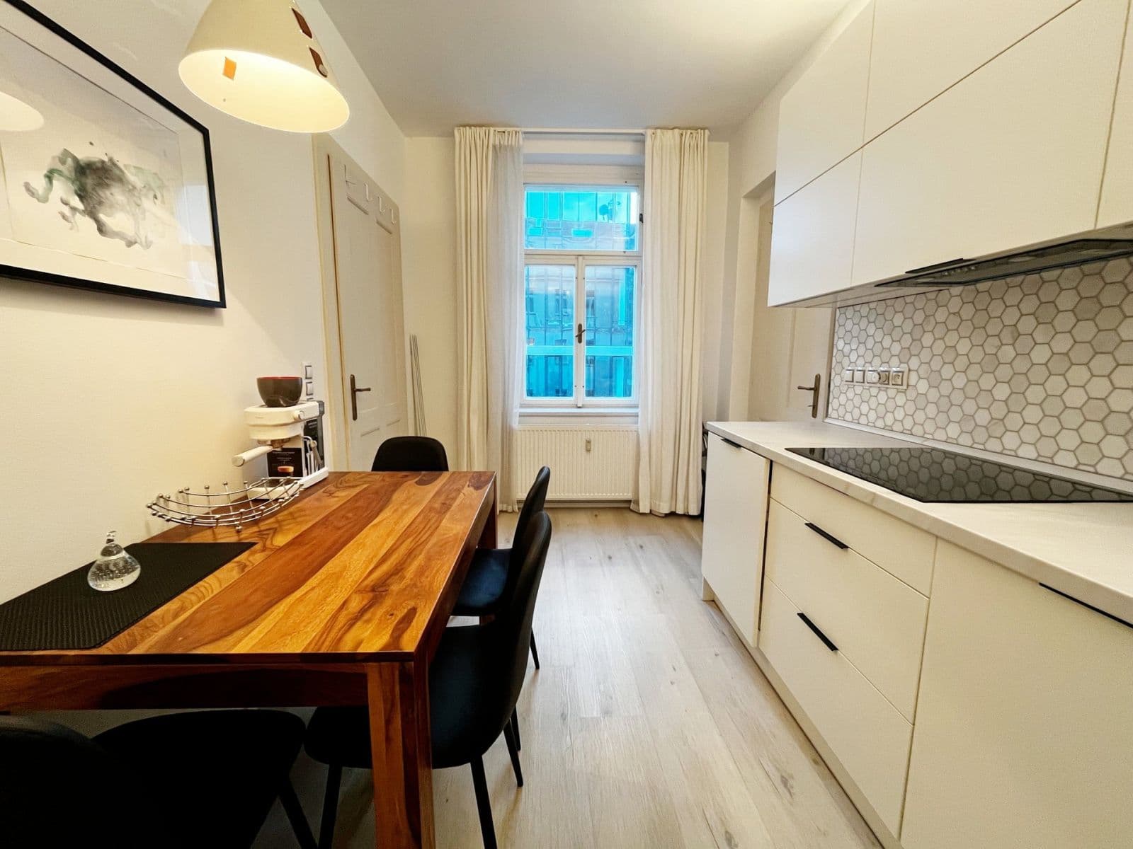 1 bedroom with open-plan kitchen flat to rent, 32 m², Jungmannova, Prague, Prague 1 bedroom with open-plan kitchen flat to rent, 32 m², Jungmannova, Prague, Prague