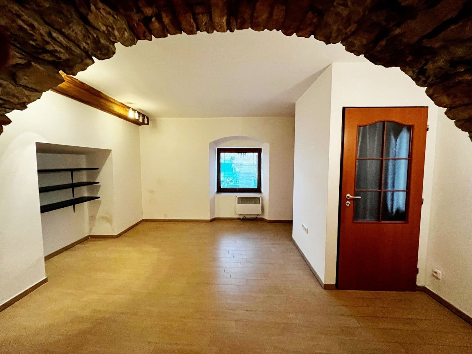 1 bedroom with open-plan kitchen flat to rent, 27 m², Družstevní, Chýně, Středočeský Region 1 bedroom with open-plan kitchen flat to rent, 27 m², Družstevní, Chýně, Středočeský Region