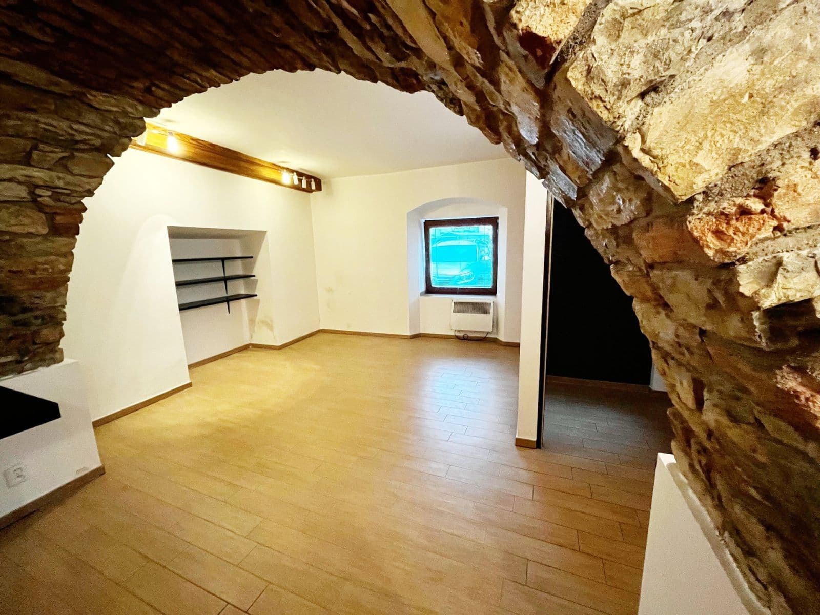 1 bedroom with open-plan kitchen flat to rent, 27 m², Družstevní, Chýně, Středočeský Region 1 bedroom with open-plan kitchen flat to rent, 27 m², Družstevní, Chýně, Středočeský Region