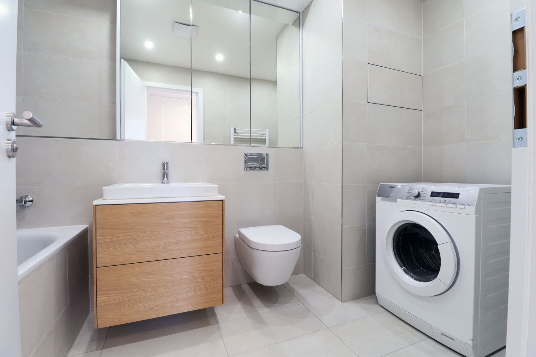 1 bedroom with open-plan kitchen flat to rent, 66 m², Walterovo náměstí, Prague, Prague 1 bedroom with open-plan kitchen flat to rent, 66 m², Walterovo náměstí, Prague, Prague