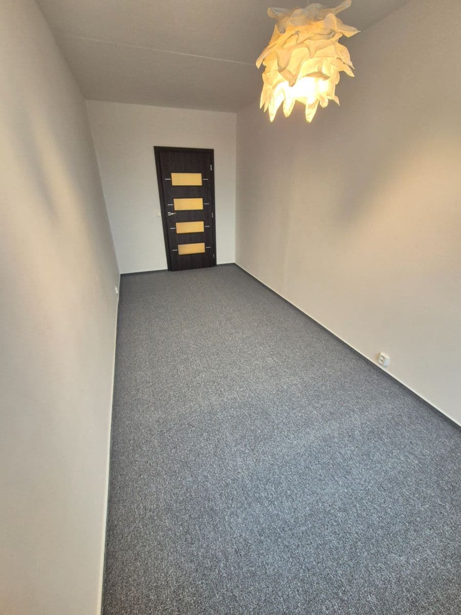 3 bedroom flat to rent, 76 m², Bzenecká, Brno, Jihomoravský Region 3 bedroom flat to rent, 76 m², Bzenecká, Brno, Jihomoravský Region