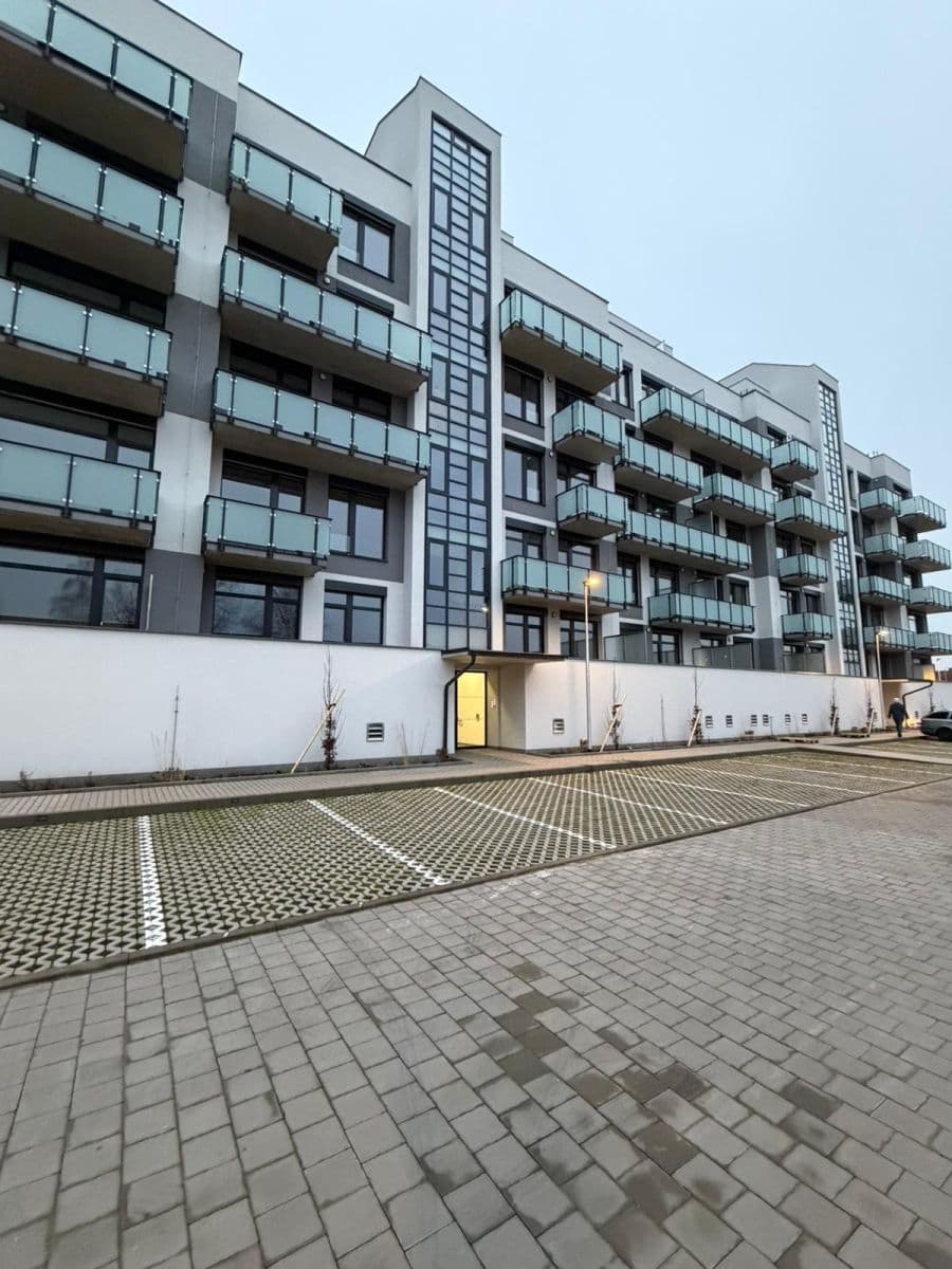 Studio flat to rent, 34 m², Kladno, Středočeský Region Studio flat to rent, 34 m², Kladno, Středočeský Region