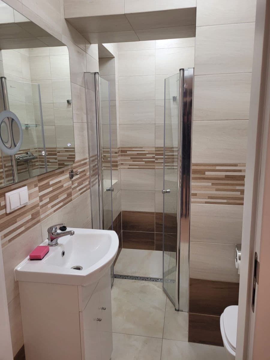 Studio flat to rent, 30 m², V Kališti, Prague, Prague Studio flat to rent, 30 m², V Kališti, Prague, Prague