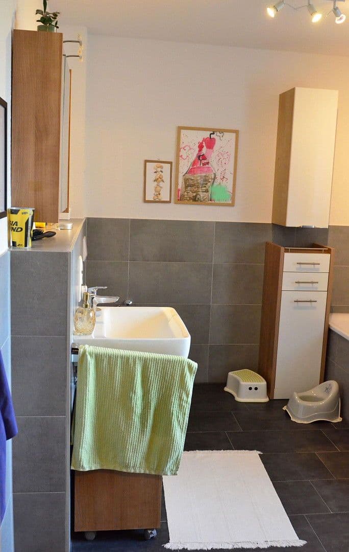 3 bedroom flat to rent, 92 m², Bielefeld, North Rhine-Westphalia 3 bedroom flat to rent, 92 m², Bielefeld, North Rhine-Westphalia