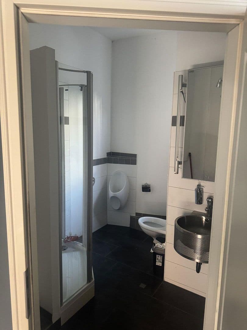 office to rent, 280 m², Zerzabelshofstr 9, Nürnberg, Bavaria office to rent, 280 m², Zerzabelshofstr 9, Nürnberg, Bavaria