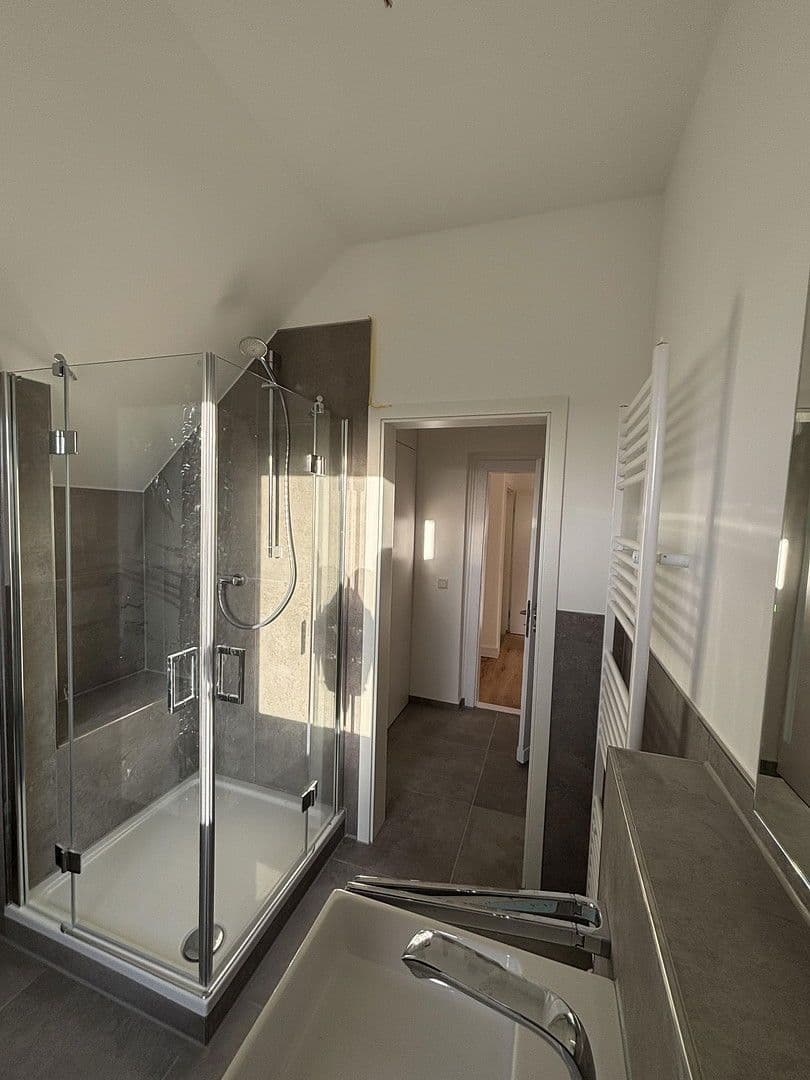 2 bedroom with open-plan kitchen flat to rent, 93 m², Hamm, North Rhine-Westphalia 2 bedroom with open-plan kitchen flat to rent, 93 m², Hamm, North Rhine-Westphalia