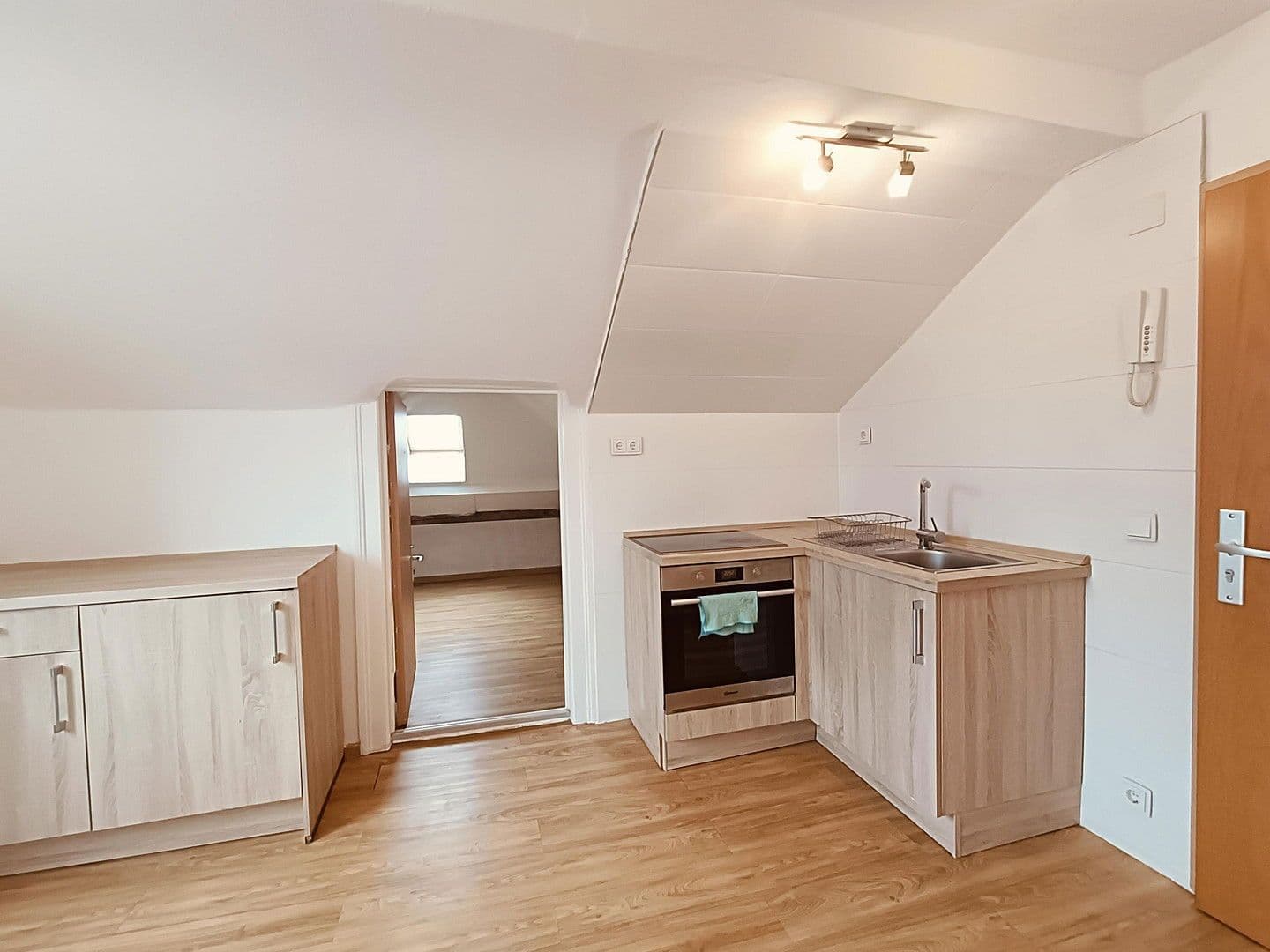 Studio flat to rent, 48 m², Knapperstraße 43-45, Lüdenscheid, North Rhine-Westphalia Studio flat to rent, 48 m², Knapperstraße 43-45, Lüdenscheid, North Rhine-Westphalia