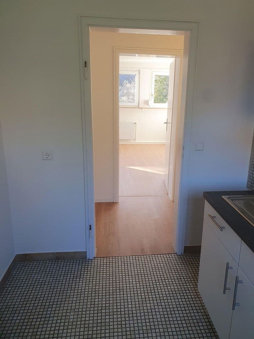 3 bedroom flat to rent, 69 m², Krummenackerstraße 71, Esslingen am Neckar, Baden-Württemberg 3 bedroom flat to rent, 69 m², Krummenackerstraße 71, Esslingen am Neckar, Baden-Württemberg