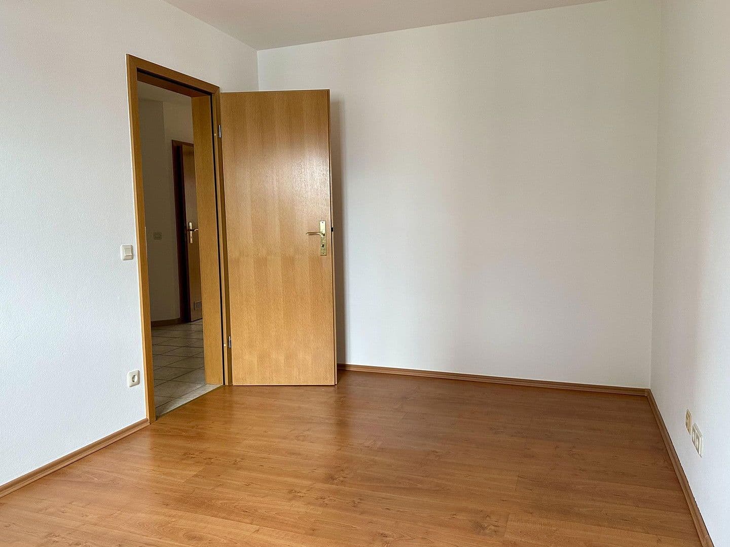 1 bedroom with open-plan kitchen flat for sale, 62 m², Maistr. 1, Germering, Bavaria 1 bedroom with open-plan kitchen flat for sale, 62 m², Maistr. 1, Germering, Bavaria