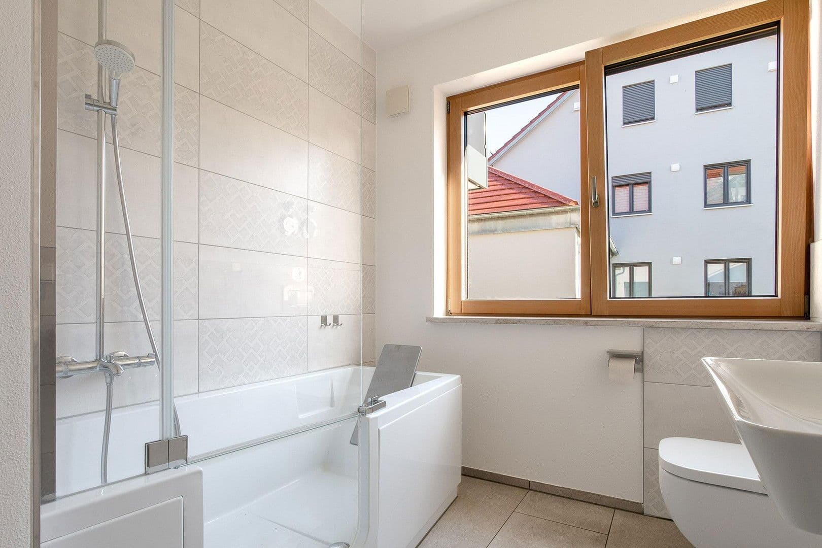 2 bedroom flat to rent, 65 m², Meisenweg 3, Rain, Bavaria 2 bedroom flat to rent, 65 m², Meisenweg 3, Rain, Bavaria