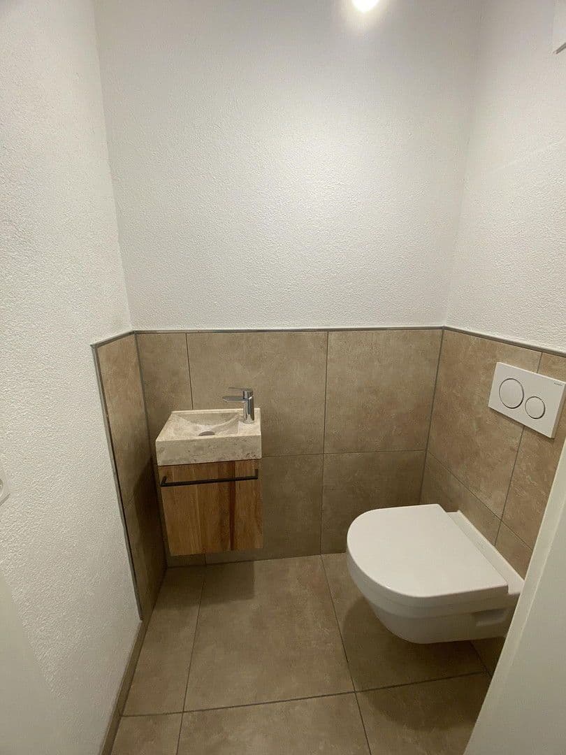 4 bedroom flat to rent, 130 m², Oberderdingen, Baden-Württemberg 4 bedroom flat to rent, 130 m², Oberderdingen, Baden-Württemberg