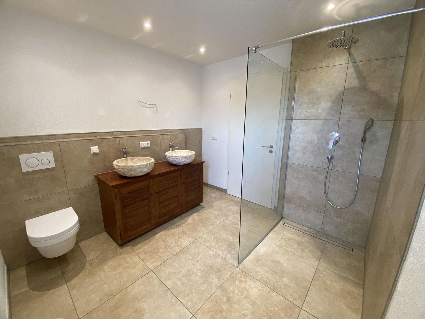 4 bedroom flat to rent, 130 m², Oberderdingen, Baden-Württemberg 4 bedroom flat to rent, 130 m², Oberderdingen, Baden-Württemberg