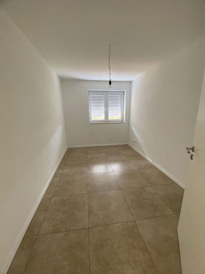 4 bedroom flat to rent, 130 m², Oberderdingen, Baden-Württemberg 4 bedroom flat to rent, 130 m², Oberderdingen, Baden-Württemberg