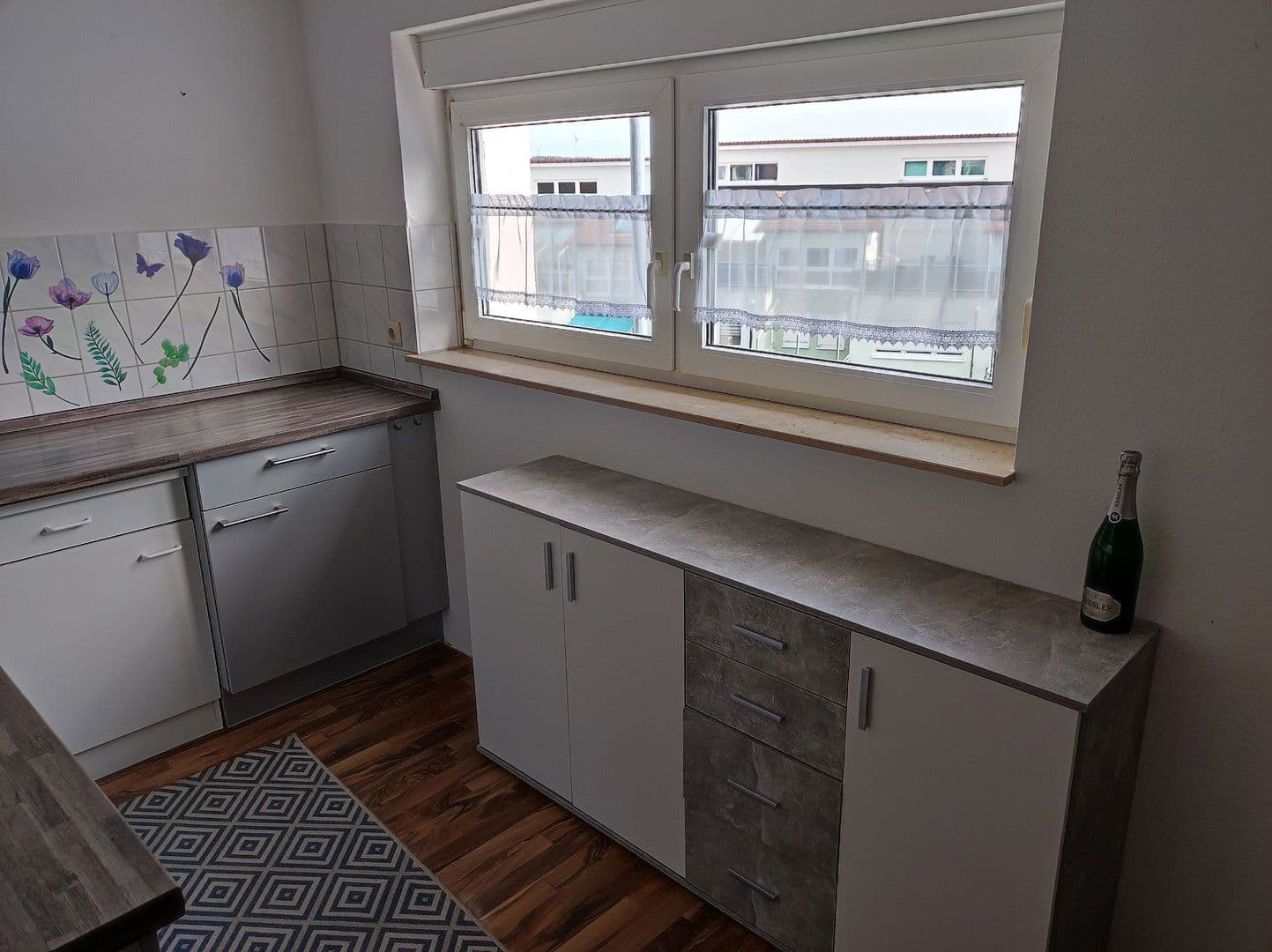 2 bedroom with open-plan kitchen flat to rent, 93 m², Bei den Linden 6, Laichingen, Baden-Württemberg 2 bedroom with open-plan kitchen flat to rent, 93 m², Bei den Linden 6, Laichingen, Baden-Württemberg