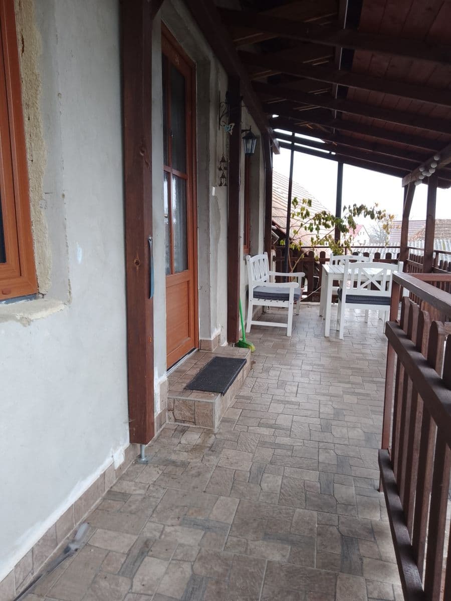 5 bedroom flat to rent, 144 m², Chlumany, Jihočeský Region 5 bedroom flat to rent, 144 m², Chlumany, Jihočeský Region